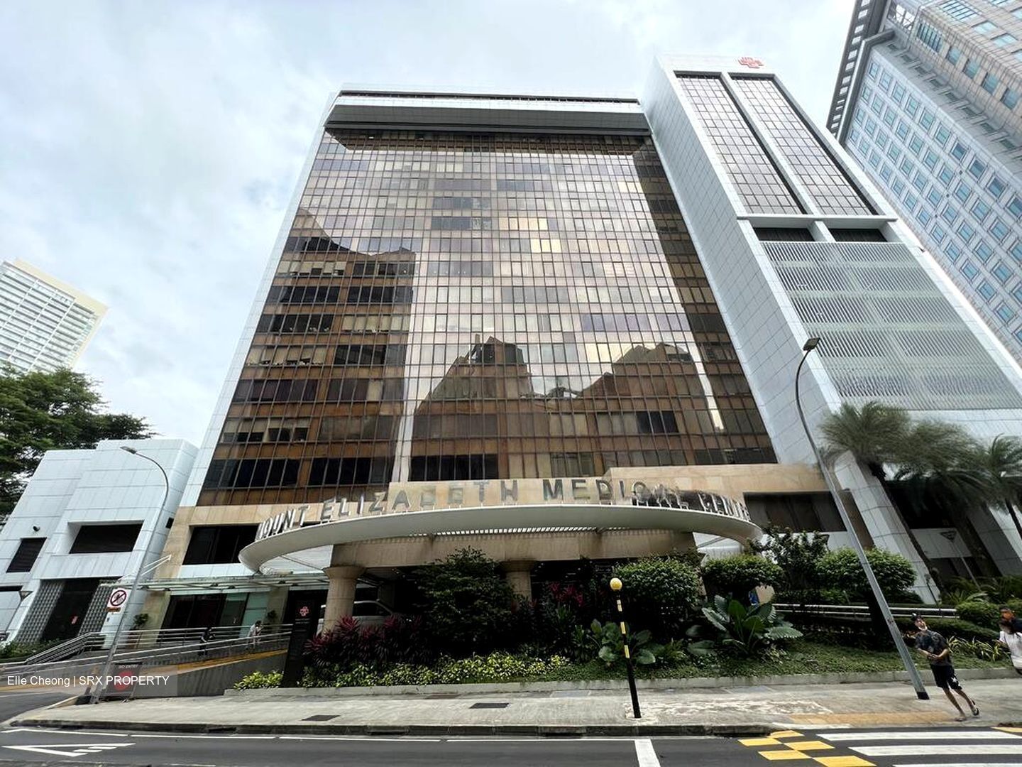 Mount Elizabeth Hospital (D9), Retail #454695671